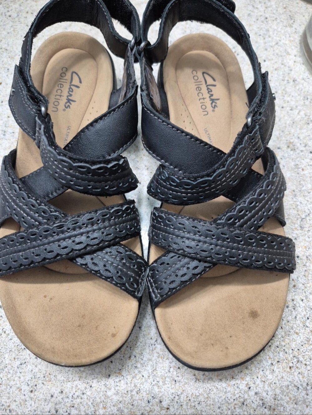 Clarks Laurieann Rena Black Leather Strappy Sandals